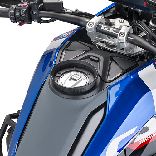 Flangia GIVI BF84 per BMW R 1300 GS / Adventure / RT e Honda NX 500 (24-26)