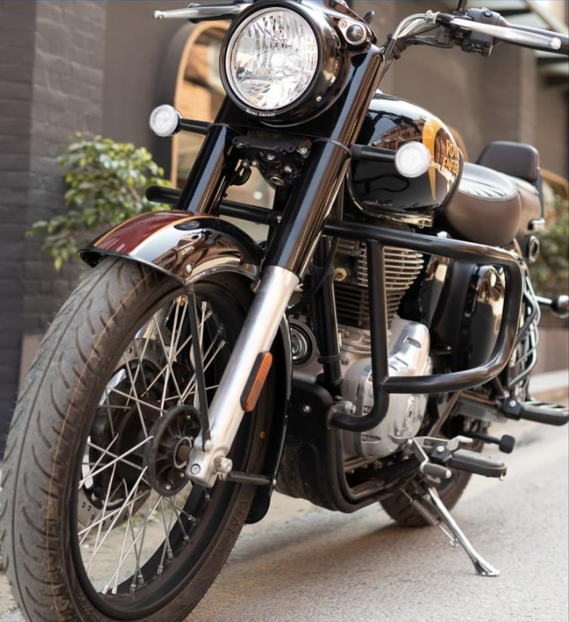 Motorschutz für Royal Enfield Classic ReBorn & Meteor 350 - KXA00652 - Schwarz