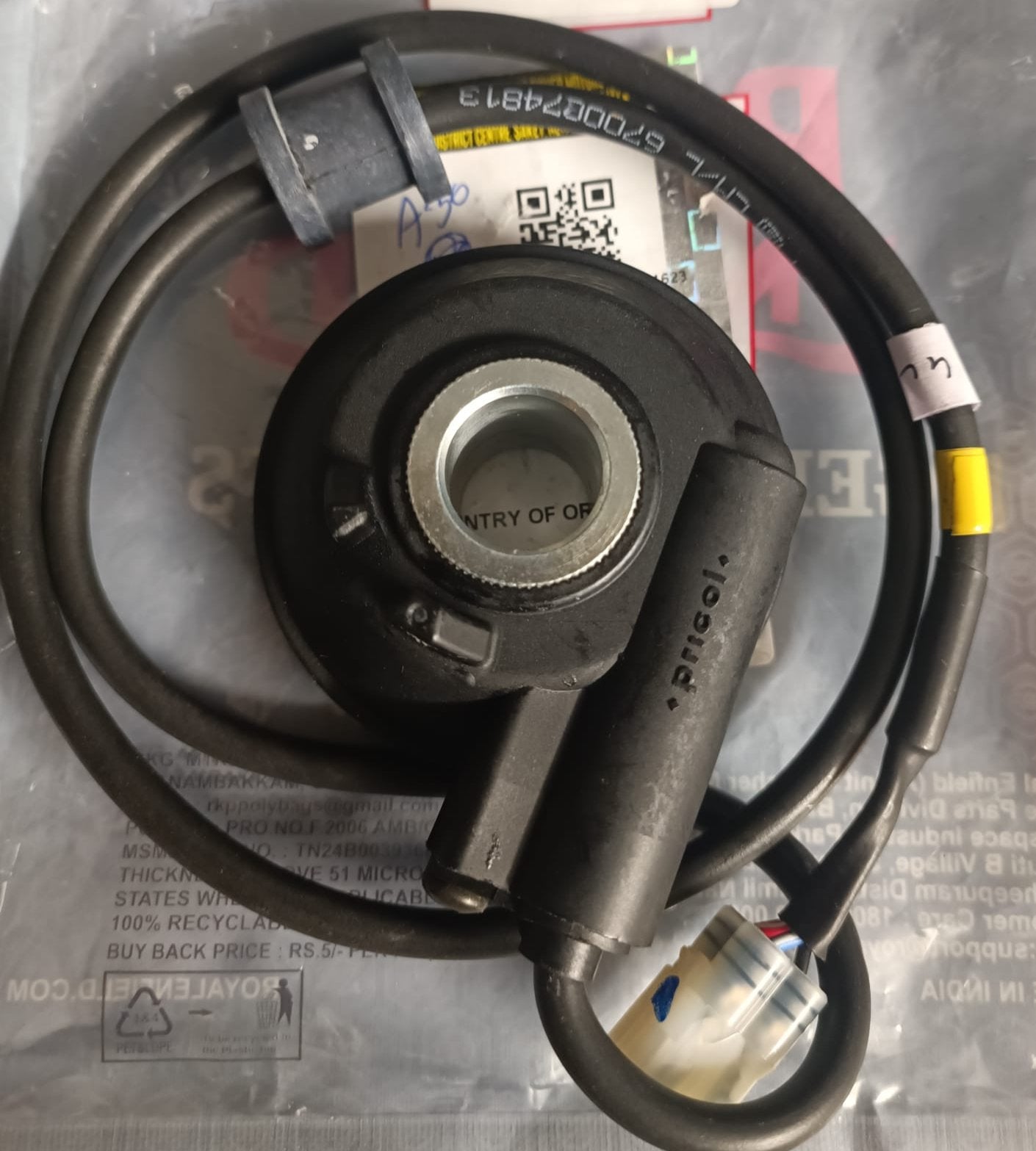 Original Royal Enfield Interceptor- GT 650-594238/B ANT wheel speed sensor