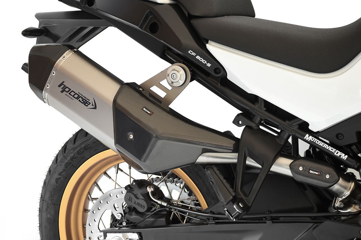 Scarico HP CORSE CF MOTO -800MT 2023-2026 CARBON Short titanium- NERO