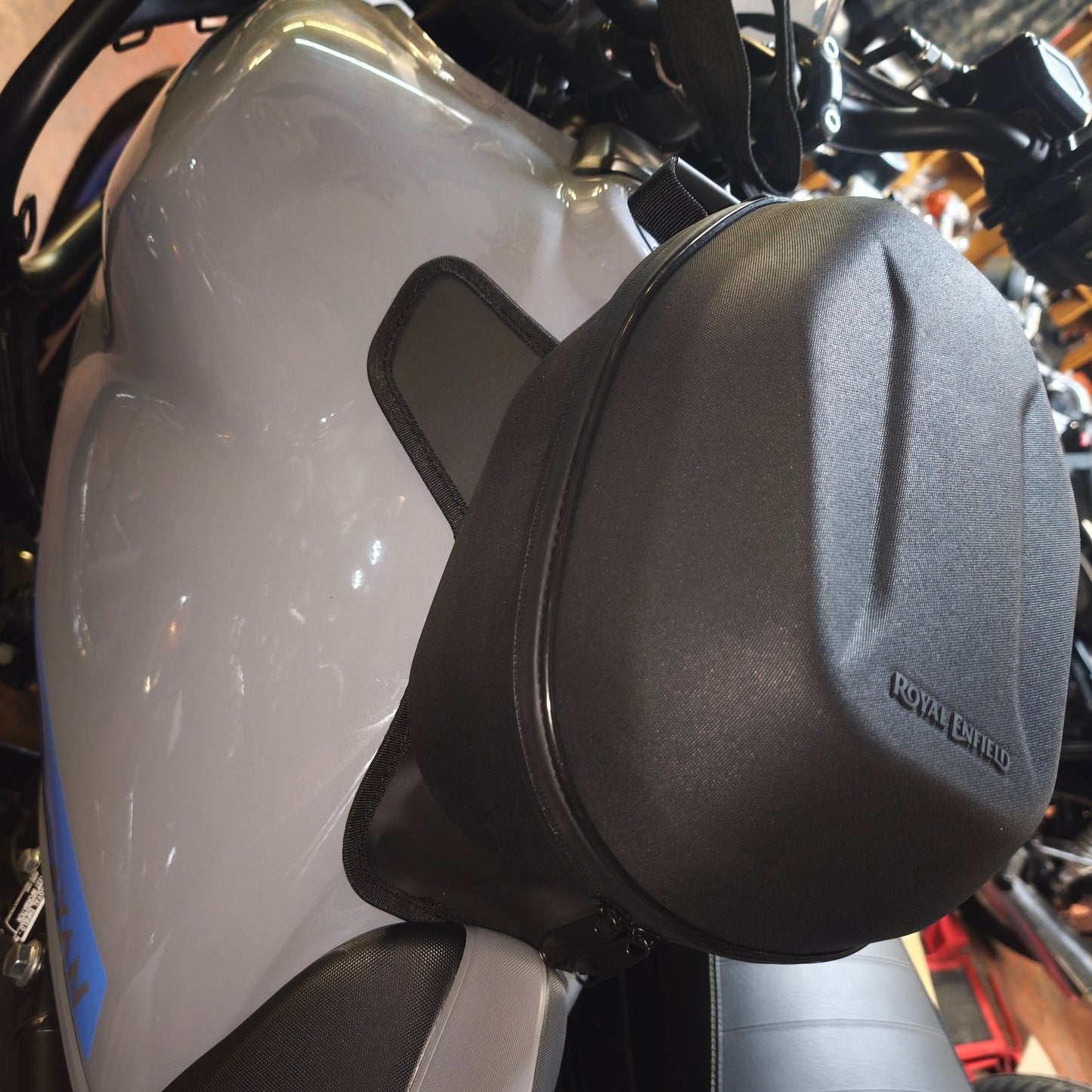 Borse Magnetica da Serbatoio Originale Royal Enfield Himalayan 450-KXA00417