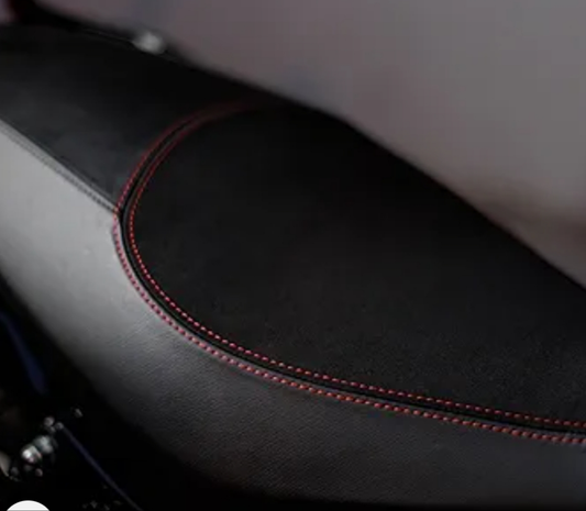 Royal Enfield HNTR 350- Custom seat Black- KXA00140