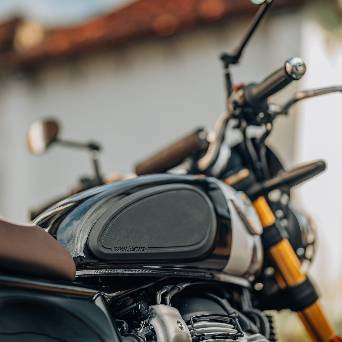 Para Serbatoio lateraili Originale Royal Enfield Bear 650 1990535