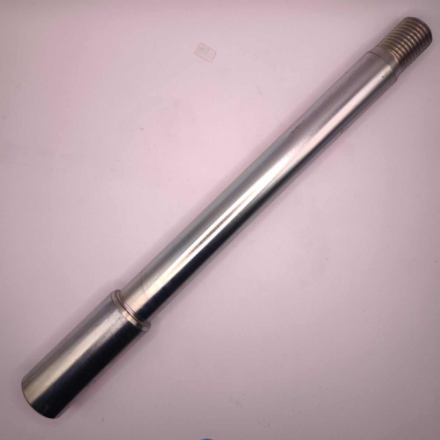 Perno Ruota AnterOriginale Royal Enfield Himalayan- Guerrilla450 -RAJ00205/C