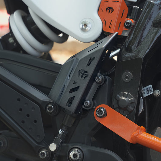 Protezione Pompa freno POSTERIORE-KTM Adventure 390- MOTO TORQUE